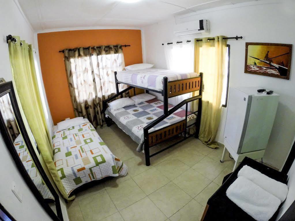 Hostel Sarie Bay *